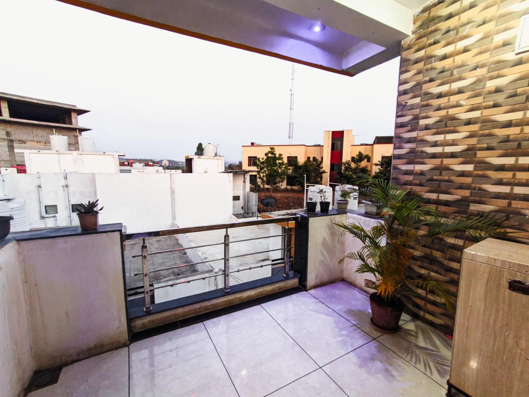 Bhavya Homestay Garudeshwar Exterior foto